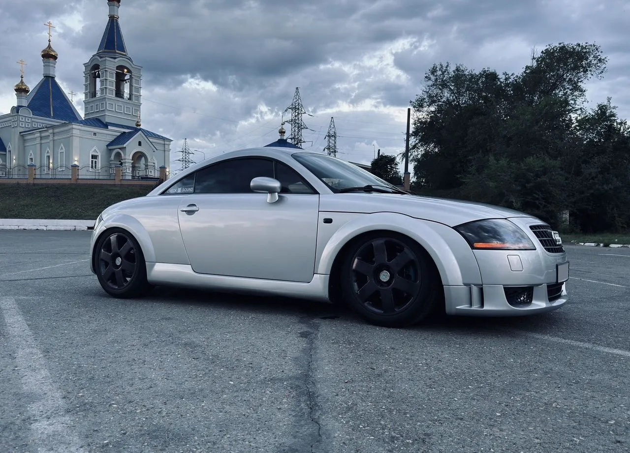 Audi TT 1.8 MT — фото 2