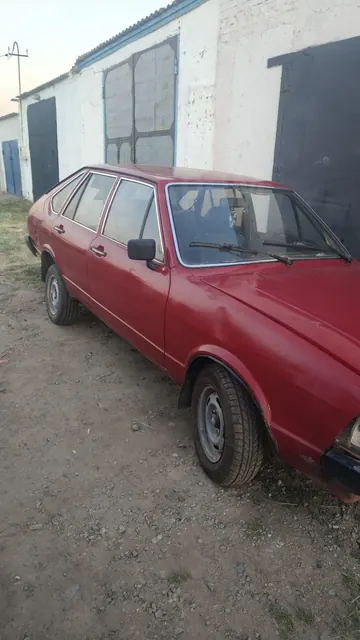 Volkswagen Pasat 1984, 1984 — Омск