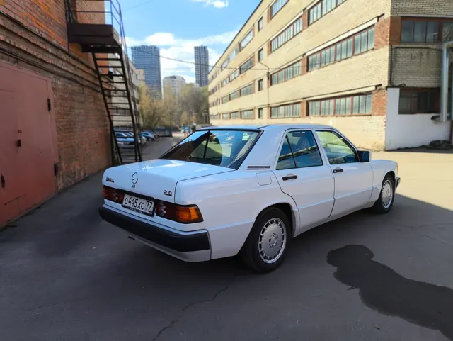Mercedes-Benz W201 190e 1992 — фото 5