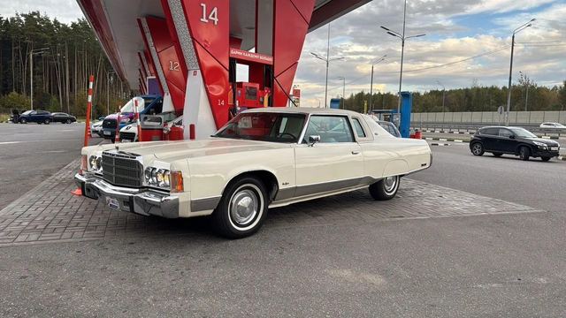 Chrysler, 1975 — Москва