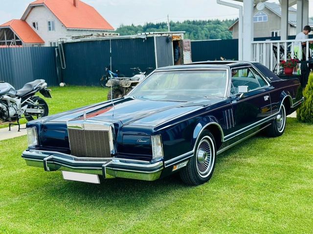 Lincoln Continental — фото 3