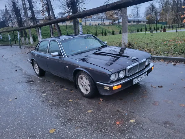 Jaguar Xj40 1990 — фото 2