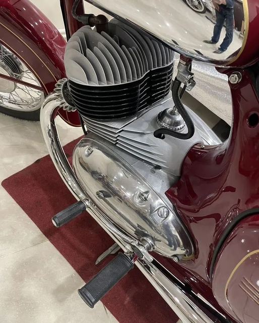 Jawa 350/360 — фото 2
