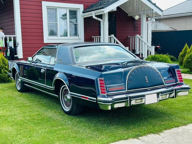 Lincoln Continental — фото 6