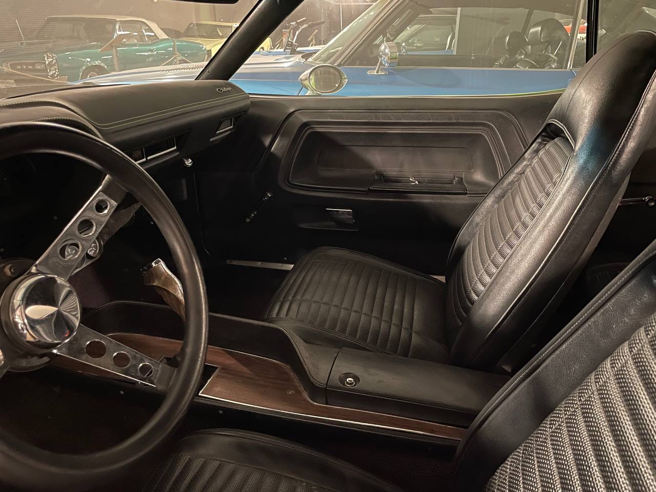 Dodge Challenger 1974 — фото 11