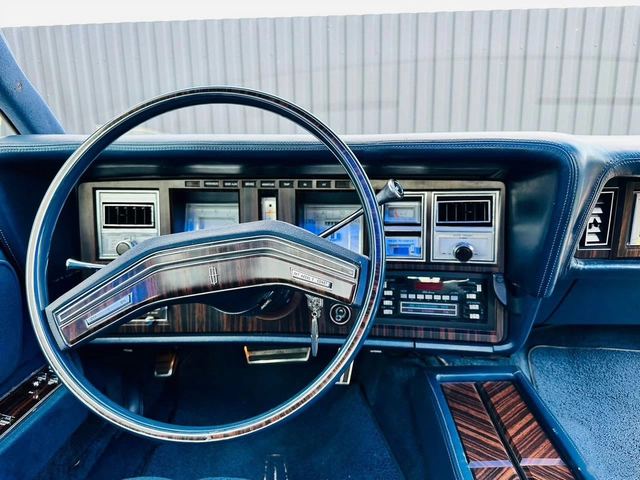 Lincoln Continental — фото 11