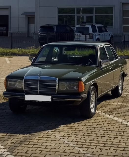 Mercedes-Benz W123 2.3 MT, 1982 — Красноярск