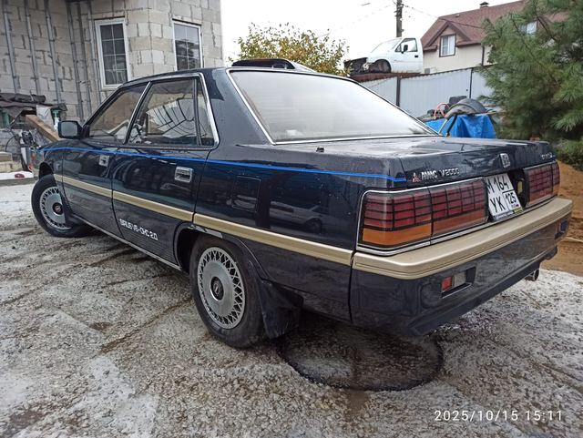 Mitsubishi Galant, Eterna 1988 — фото 4