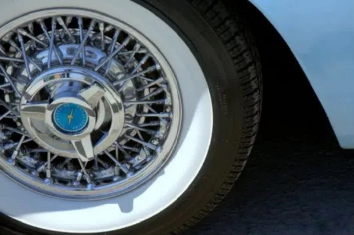 Chevrolet Caprice Вайтволлы(флиппера)