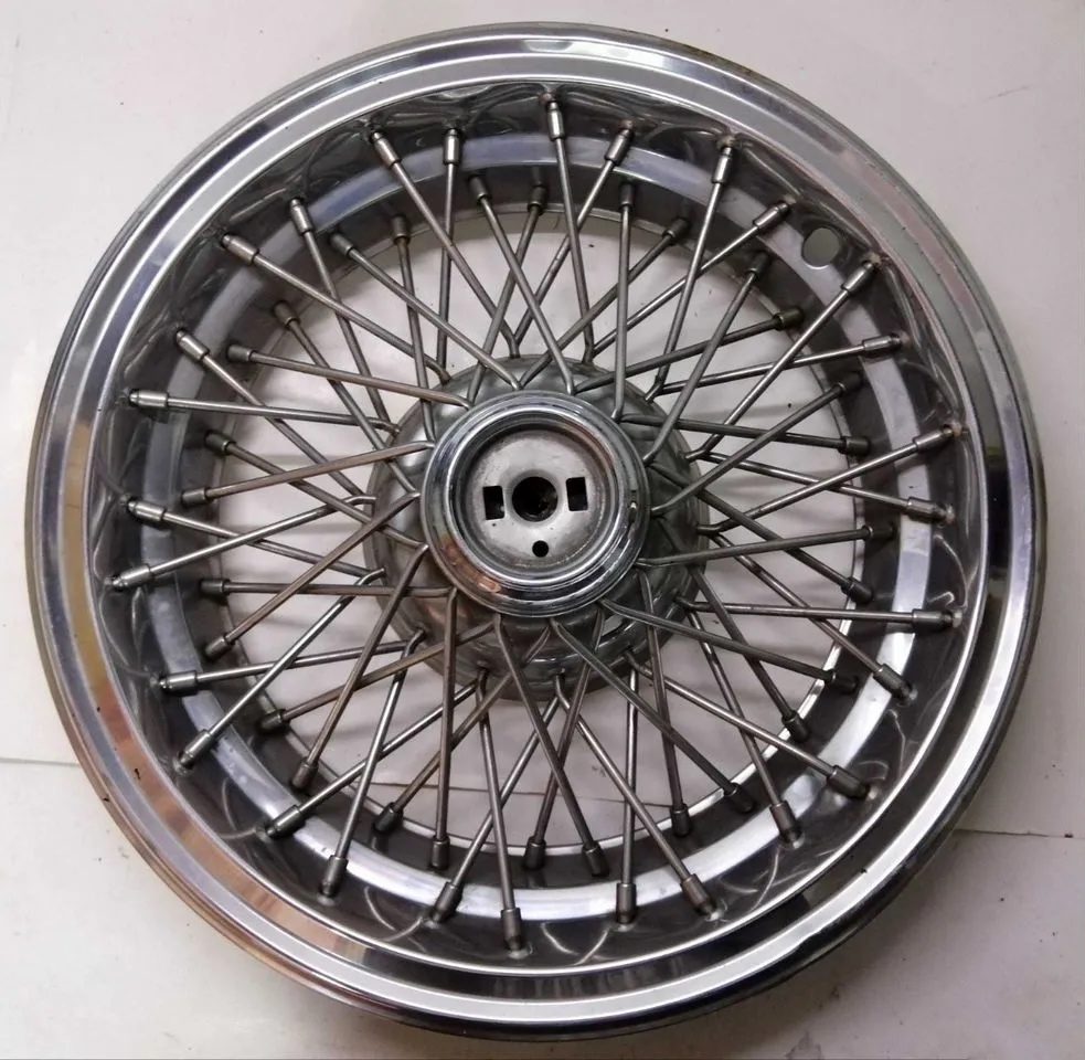 Chevrolet Caprice колпаки на cпицаx R15