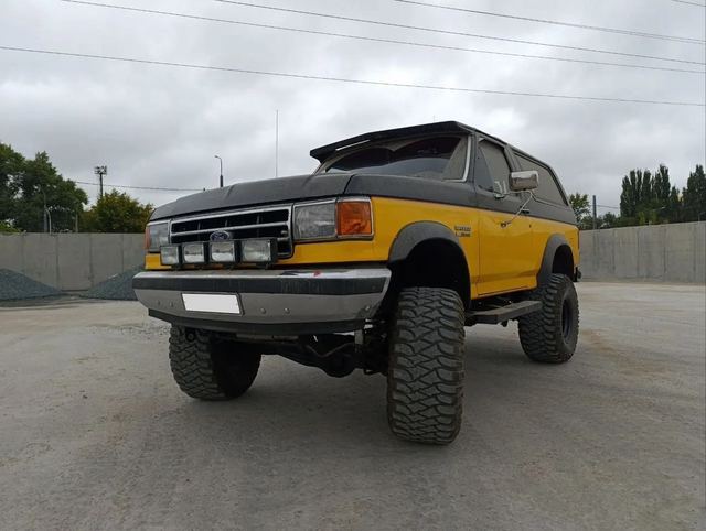 Ford Bronco 4.9 AT — фото 2