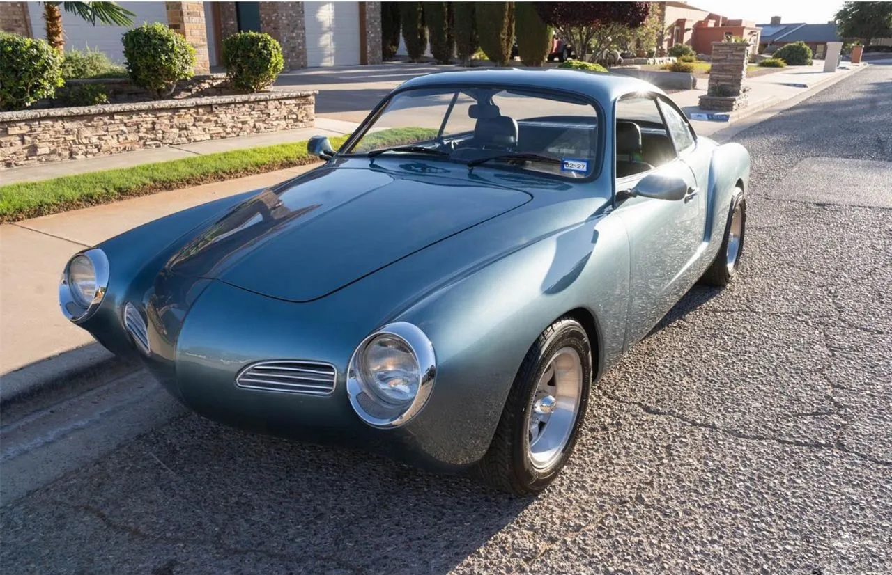 Volkswagen Karmann Ghia 1.6 MT