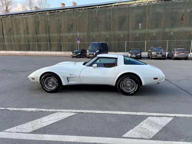 Chevrolet Corvette 5.7 AT — фото 4