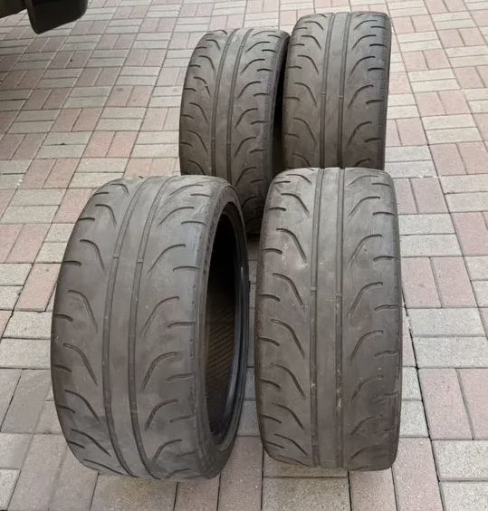 Колеса Vitour Tempesta Enzo 255/35 R19 и 275/35 R19