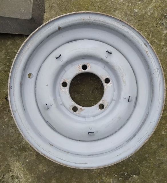 ГАЗ Штампованные диски 3.5×R15 5×139.7 — Донецк