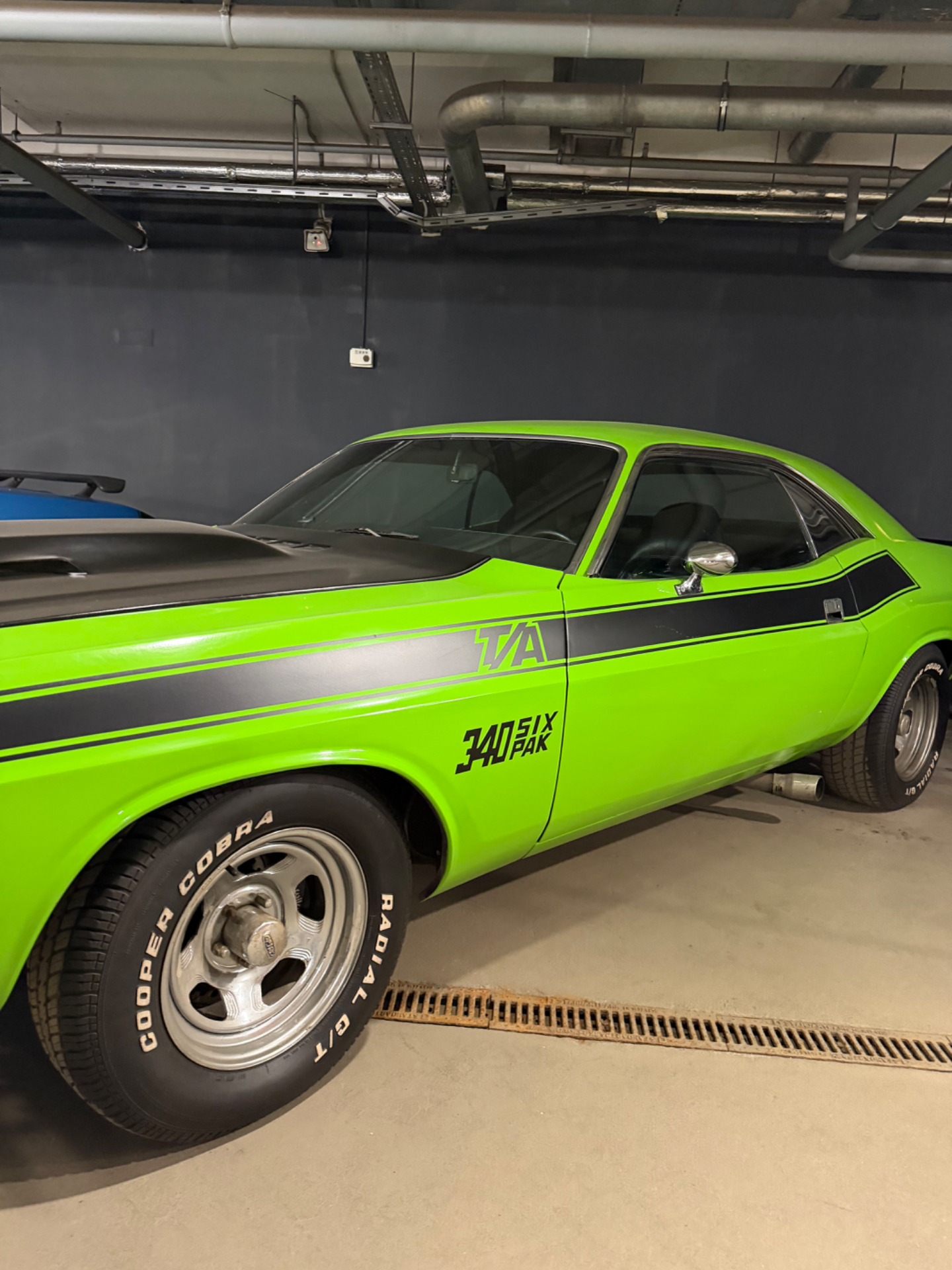 Dodge Challenger 1974 — фото 2