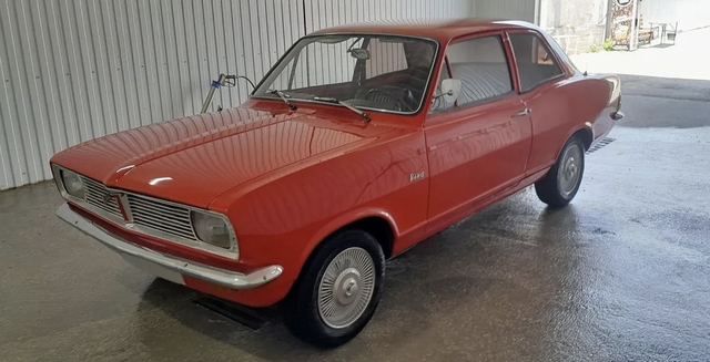 Vauxhall viva 1.1 МТ — фото 2