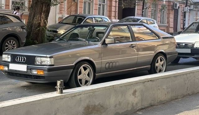 Audi Coupe 2.2 MT — фото 2