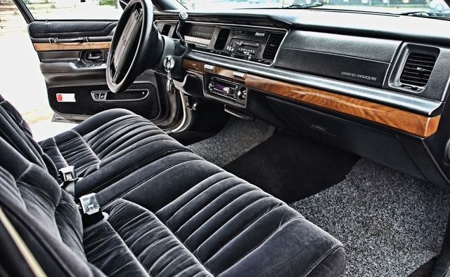 Mercury Grand Marquis 4.6 AT — фото 7