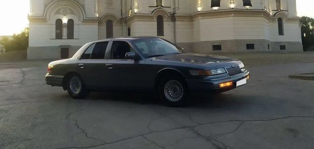 Mercury Grand Marquis 4.6 AT — фото 4
