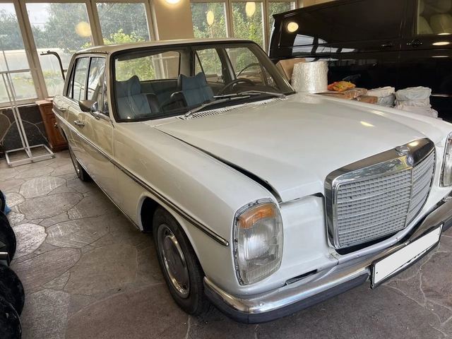 Mercedes-Benz W115 2.0 MT, 1976 — Калининград
