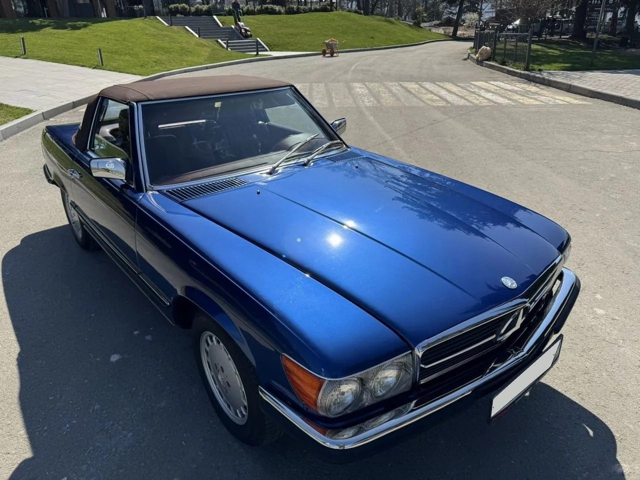 Mercedes-Benz SL-класс 3.8 AT