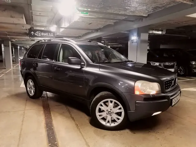 Volvo Xc90 — фото 1