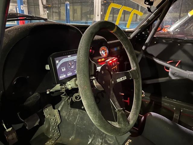 ГАЗ 24 Волга 2.4 MT — фото 12
