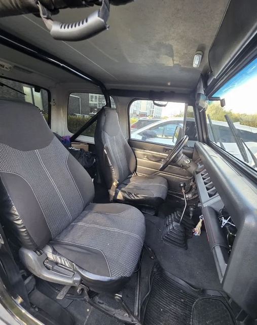 Jeep Wrangler 2.5 MT — фото 5