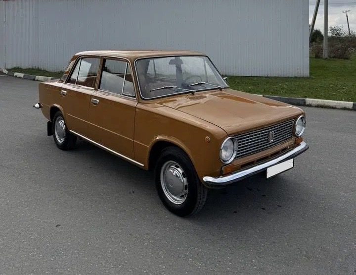 ВАЗ (LADA) 2101 1.3 MT