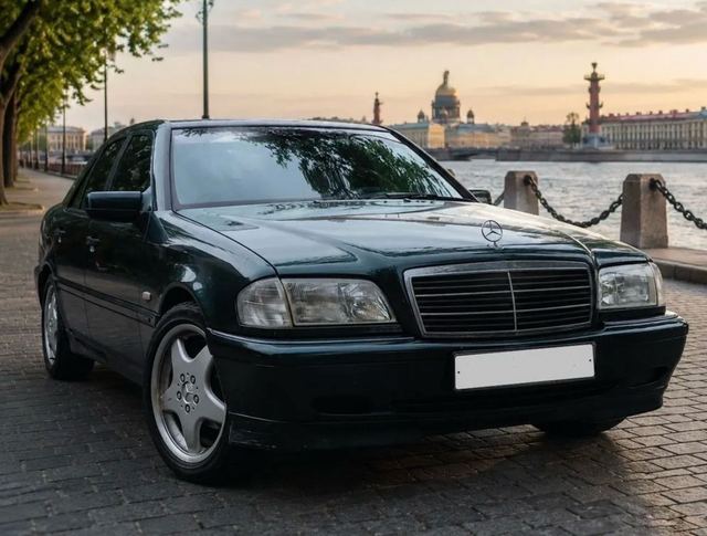 Mercedes-Benz C-класс 1.8 AT — фото 1