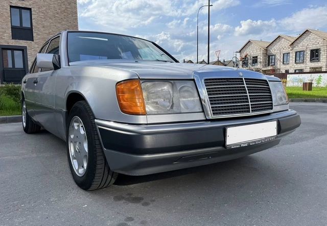 Mercedes-Benz W124 2.0 MT — фото 1