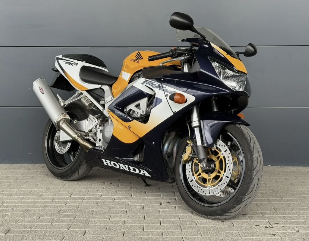 Honda CBR 929RR Fireblade — фото 2