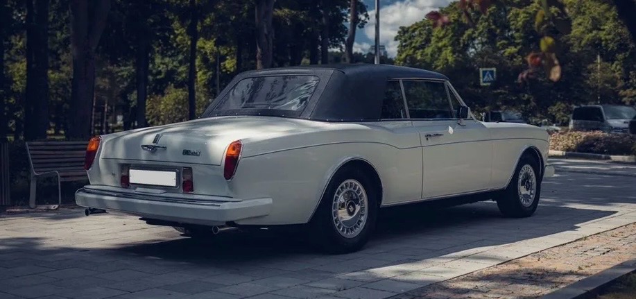 Rolls-Royce Corniche 6.8 AT — фото 4
