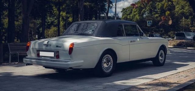 Rolls-Royce Corniche 6.8 AT — фото 4