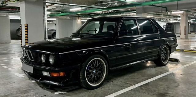 BMW 5 серия 2.7 MT, 1986 — Москва