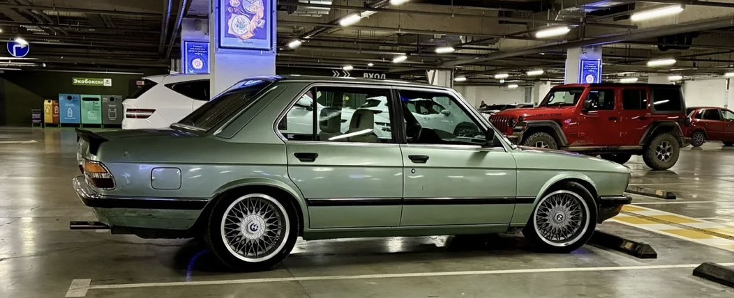 BMW 5 серия 2.8 MT — фото 2