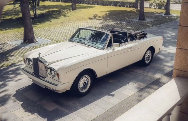 Rolls-Royce Corniche 6.8 AT, 1986 — Москва