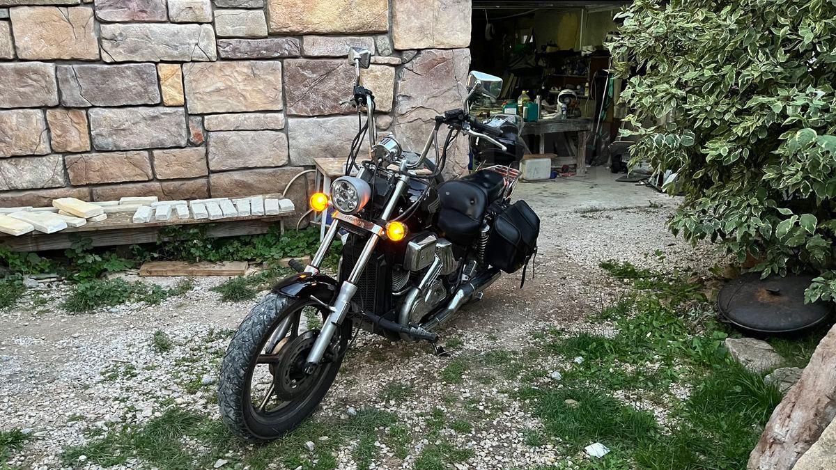 Honda NV750 Custom — фото 2