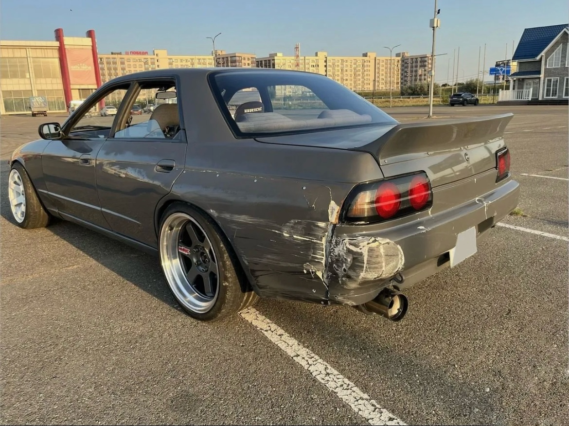 Nissan Skyline 1.8 MT — фото 4