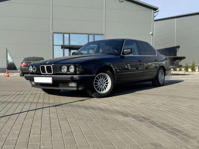 BMW 7 серия
