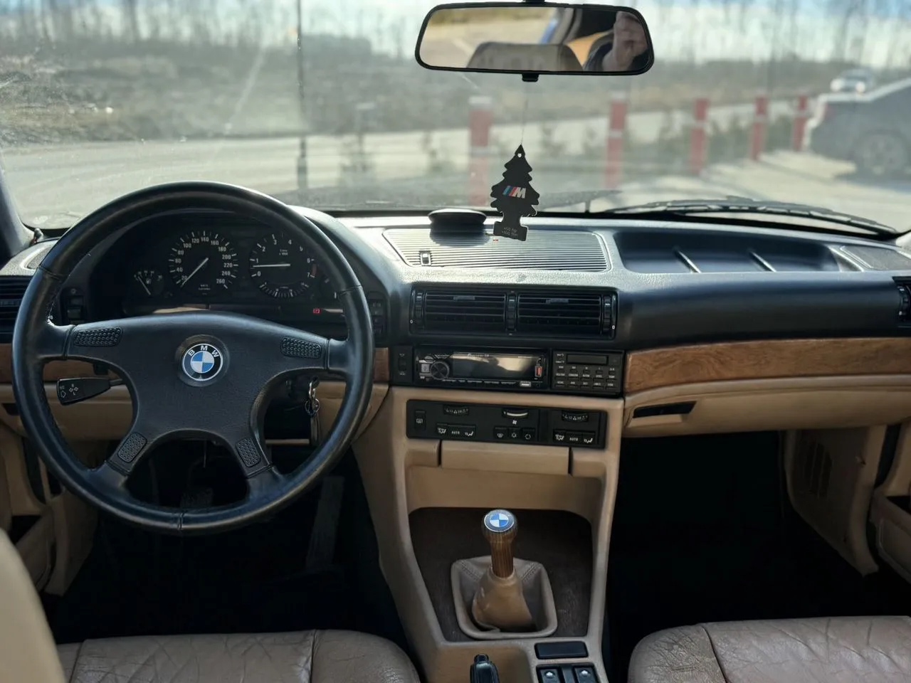 BMW 7 серия 3.4 MT — фото 6