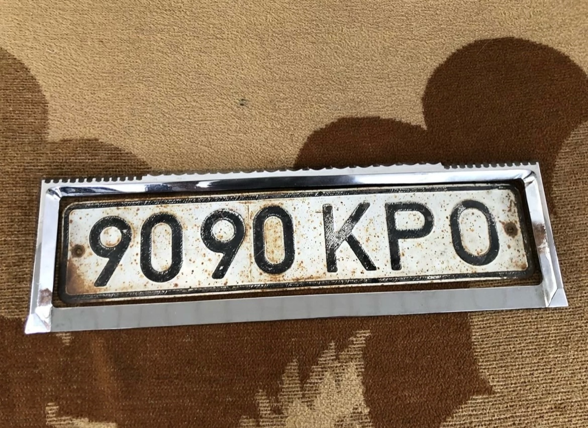 ГАЗ 3102 Волга рамка — фото 2