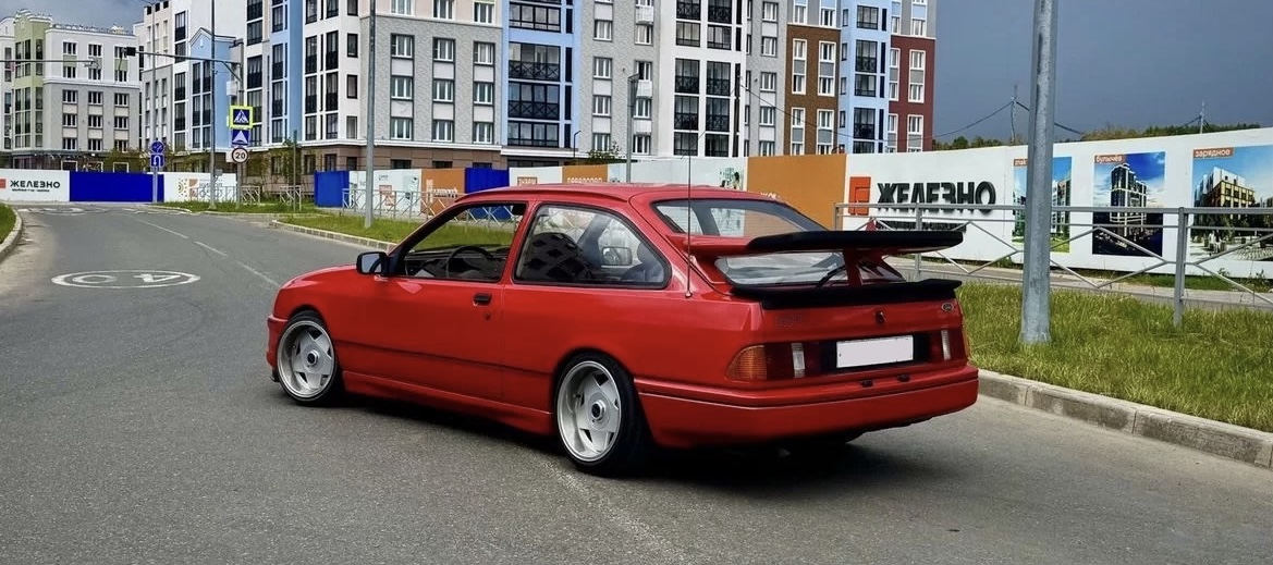 Ford Sierra — фото 3