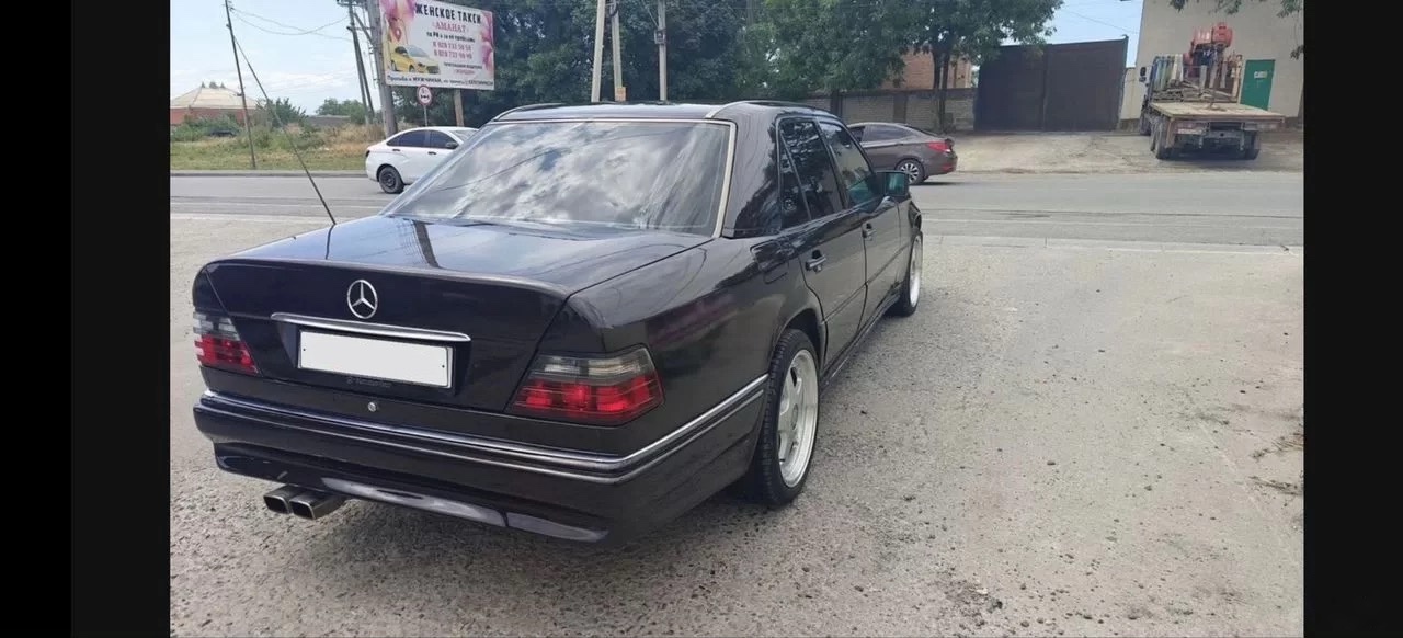 Mercedes-Benz E-класс 3.2 AT — фото 3