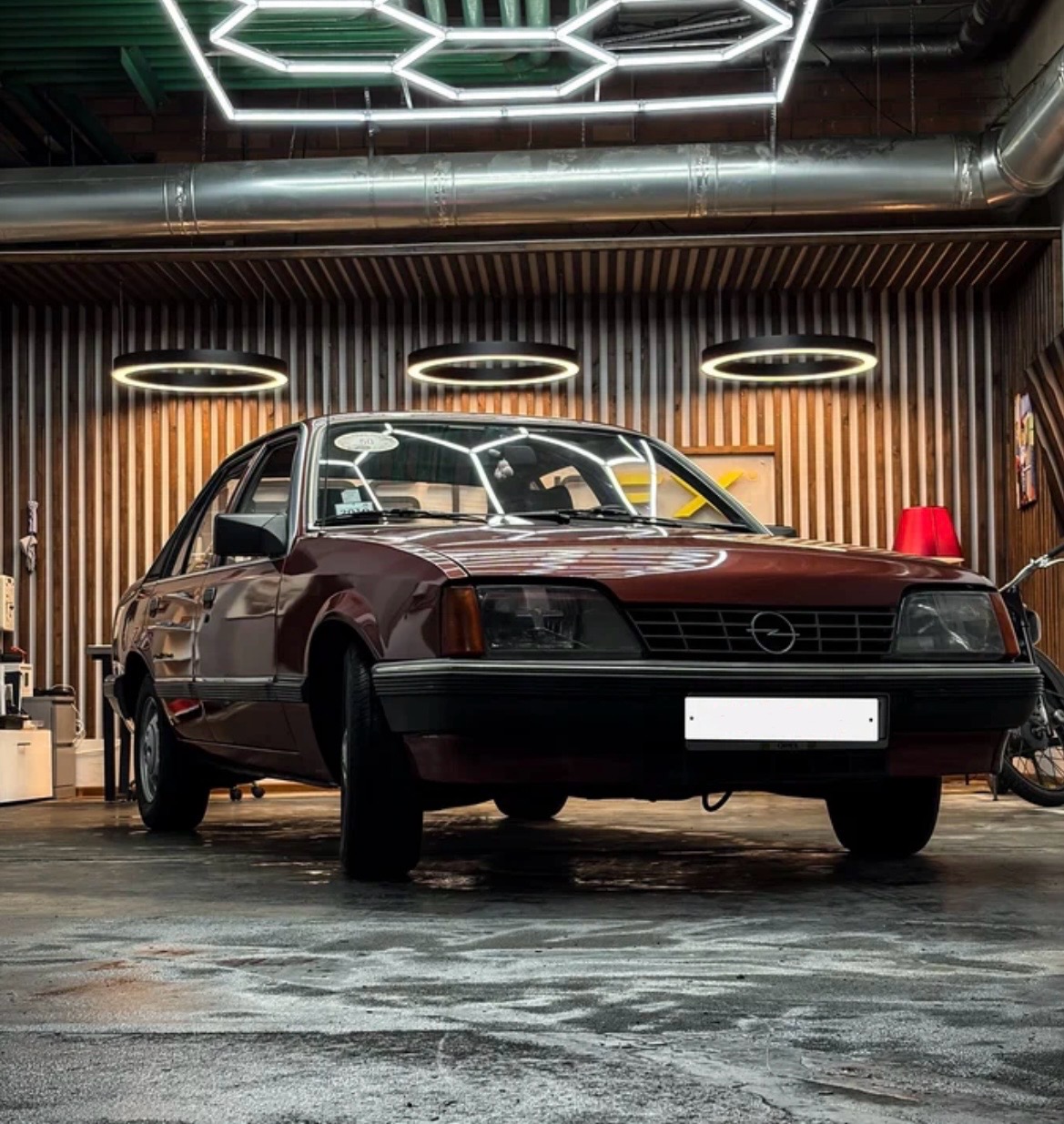 Opel Rekord E 2.0 MT — фото 2