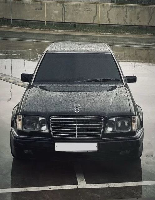 Mercedes-Benz E-класс 3.2 AT — фото 2