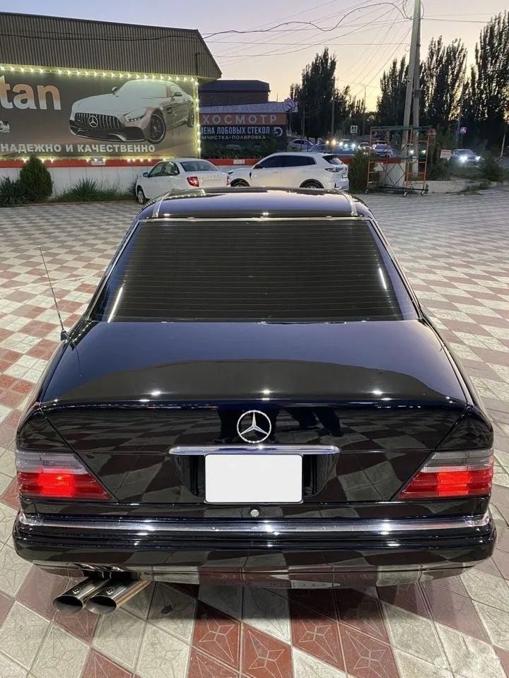 Mercedes-Benz E-класс 3.2 AT — фото 5