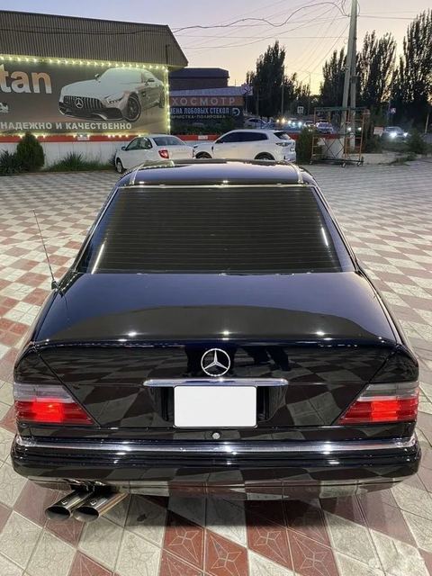 Mercedes-Benz E-класс 3.2 AT — фото 5