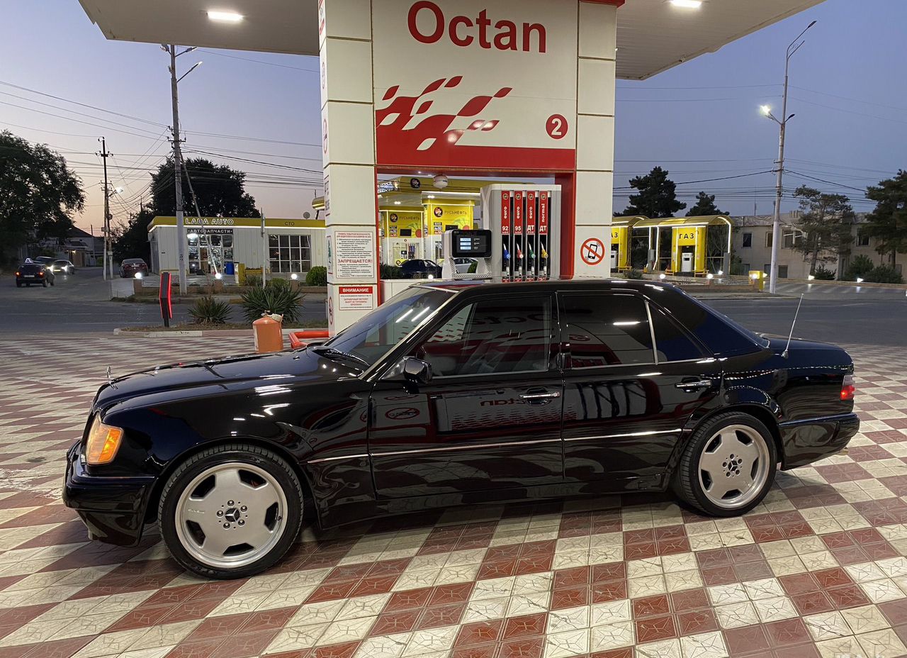 Mercedes-Benz E-класс 3.2 AT — фото 3